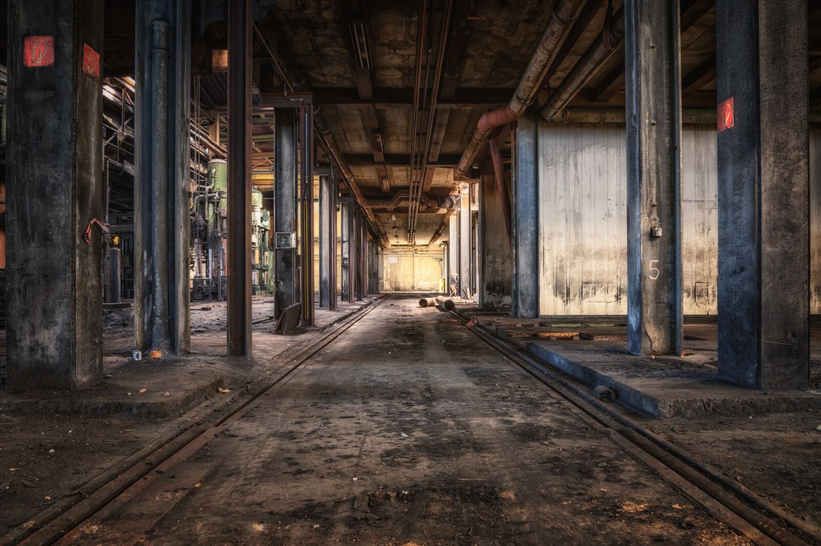 Nikon Z6 sample photo. Abandoned places, factory, hall photography