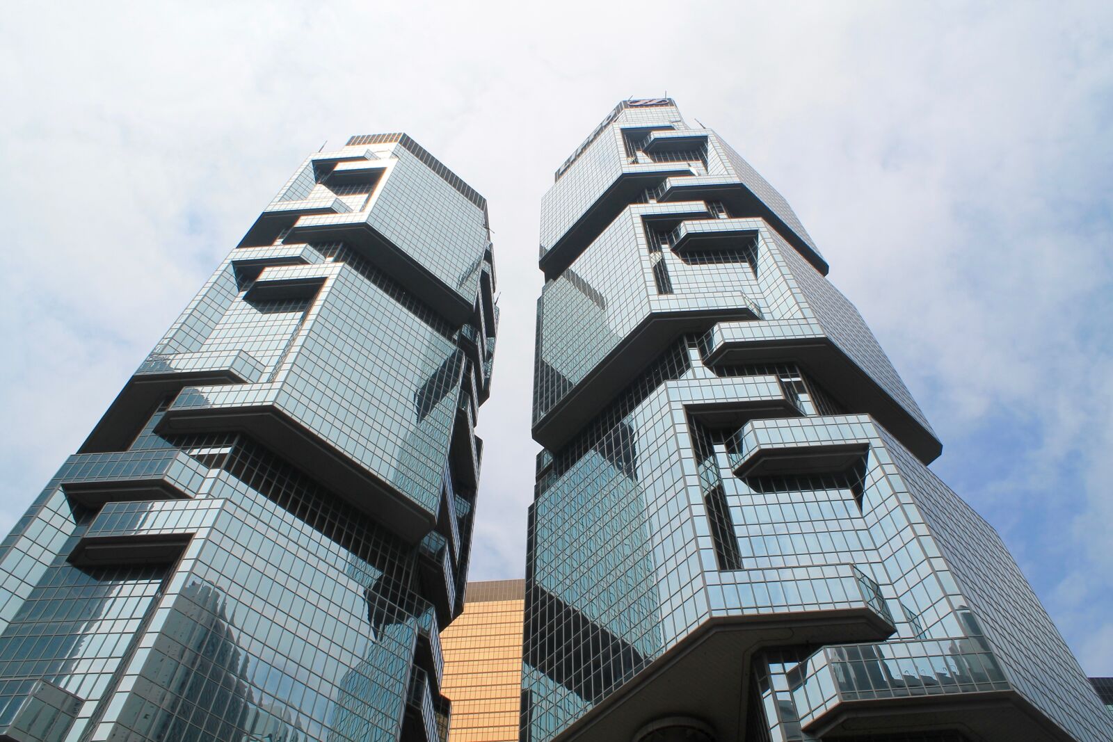 Canon EOS 1100D (EOS Rebel T3 / EOS Kiss X50) sample photo. Skyscraper, skyline, city photography