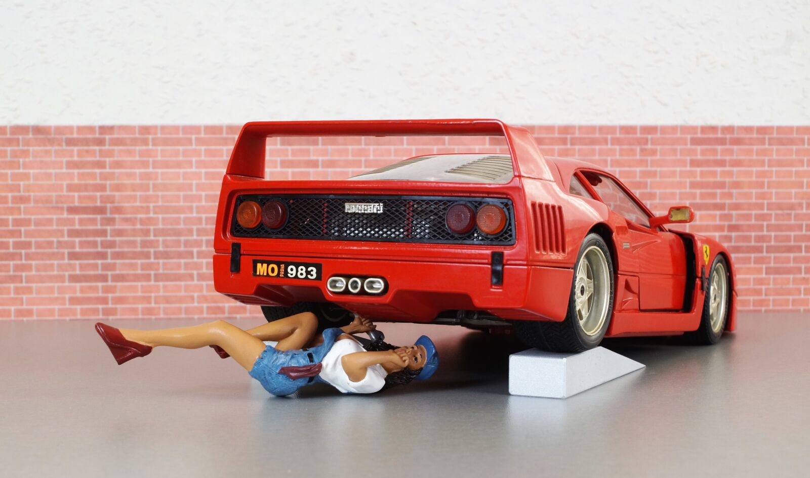 Sony DT 18-70mm F3.5-5.6 sample photo. Model car, ferrari, model photography