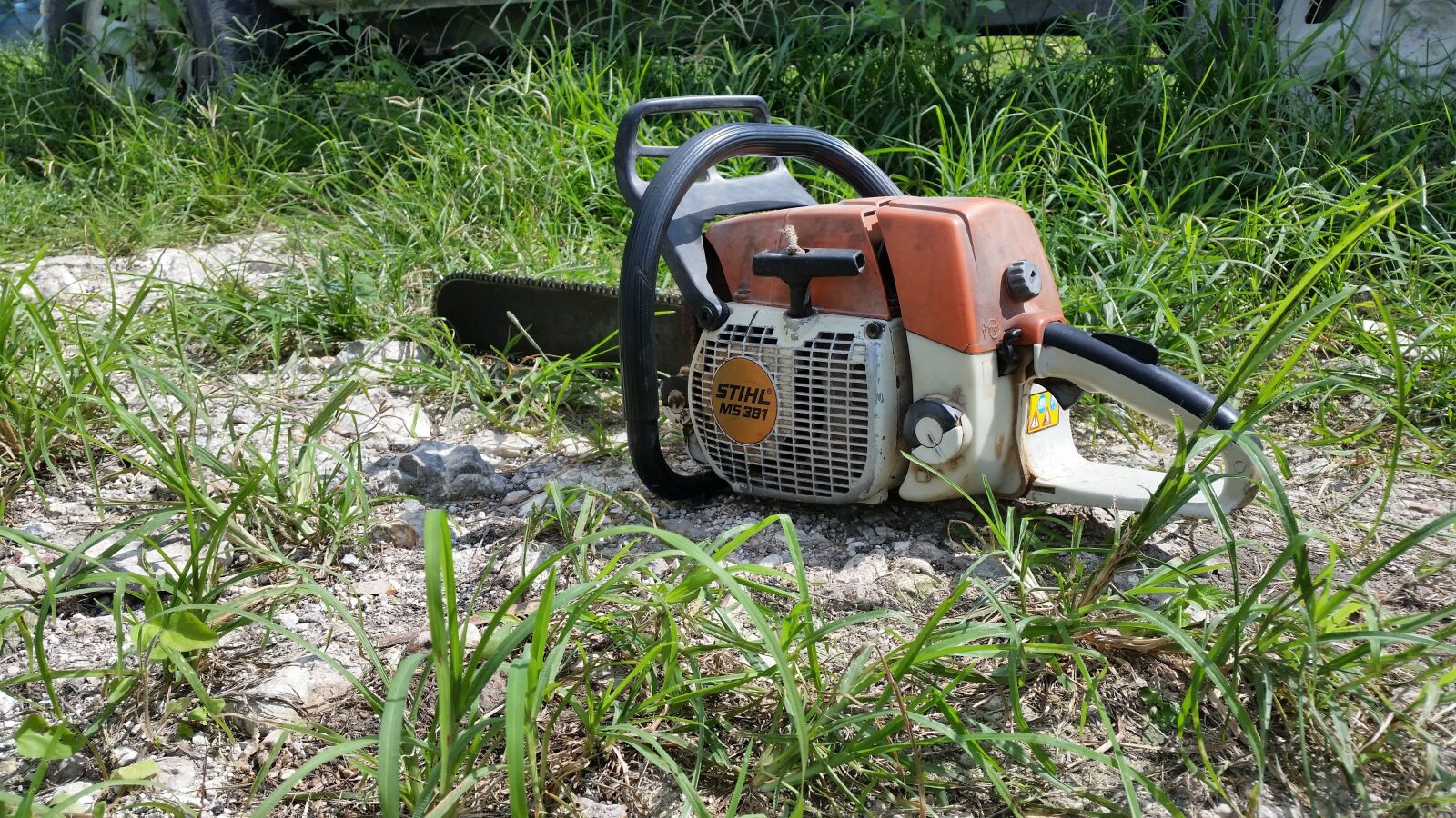 Samsung Galaxy S5 sample photo. Stihl, chainsaw, ms381 photography