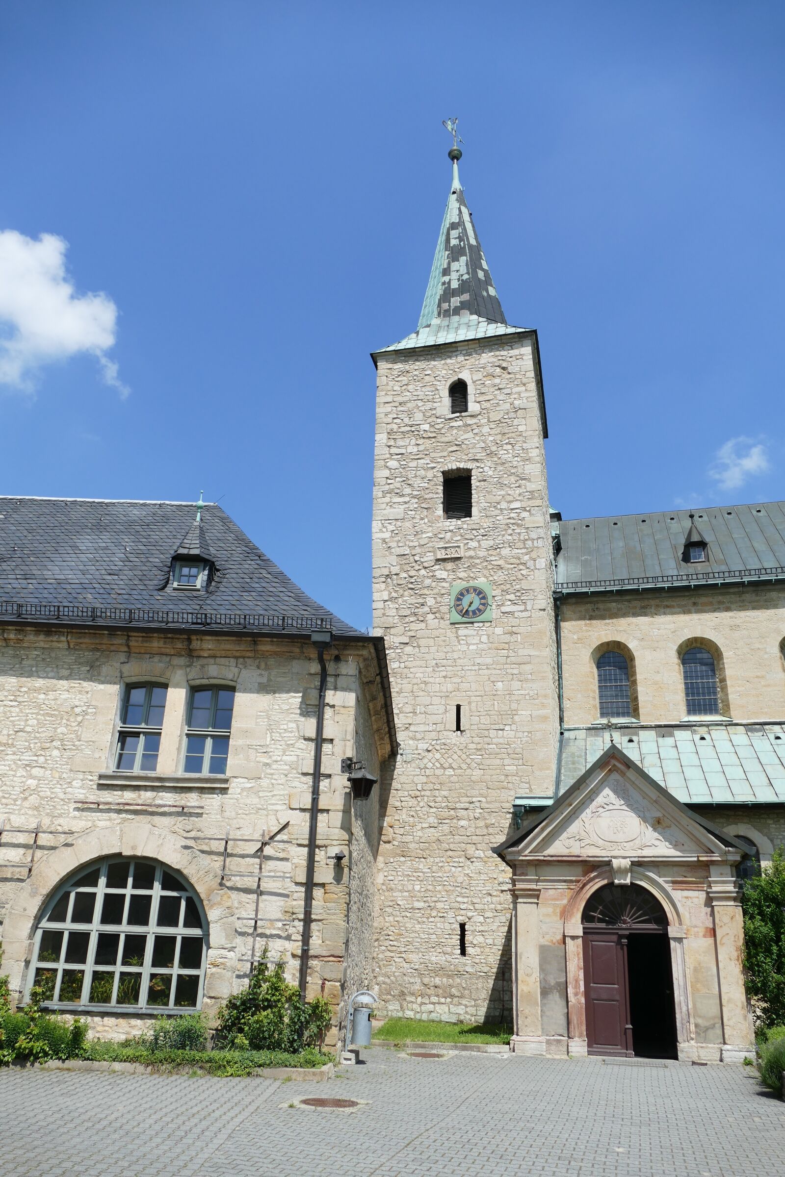 Panasonic Lumix DMC-FZ1000 sample photo. Monastery, huysburg, benedictine monastery photography