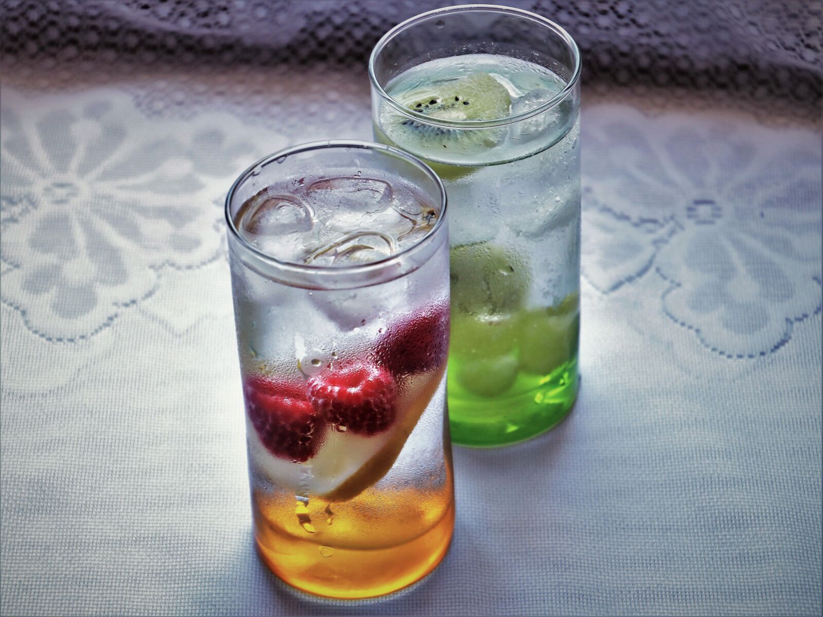 Canon EOS 80D sample photo. Water, cold, glass photography