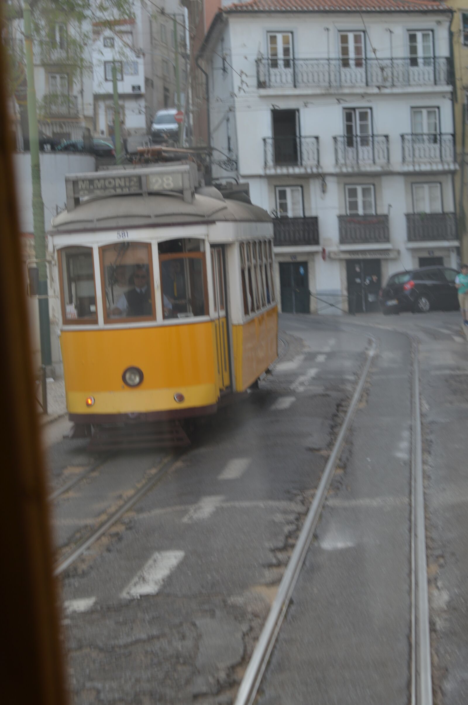Nikon D3200 sample photo. Lisbon, portugal, electric photography