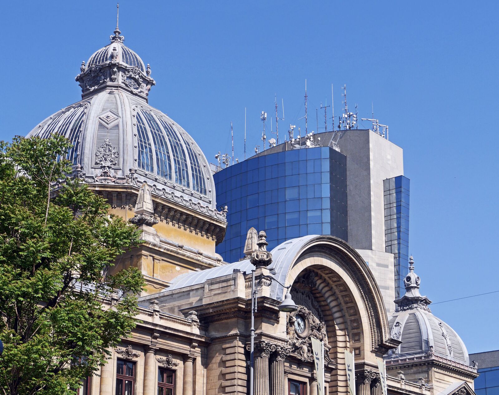 Panasonic Lumix DMC-GH3 sample photo. Bucharest, roof landscapes, antique photography