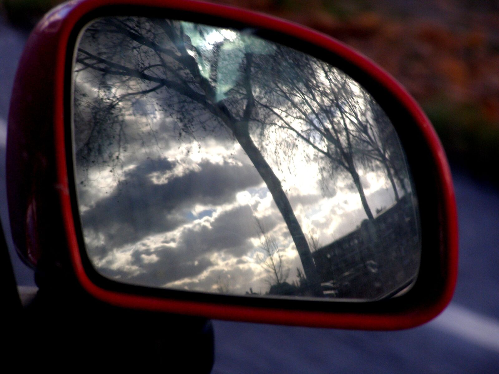 Olympus SP500UZ sample photo. Rearview mirror, reflection, red photography