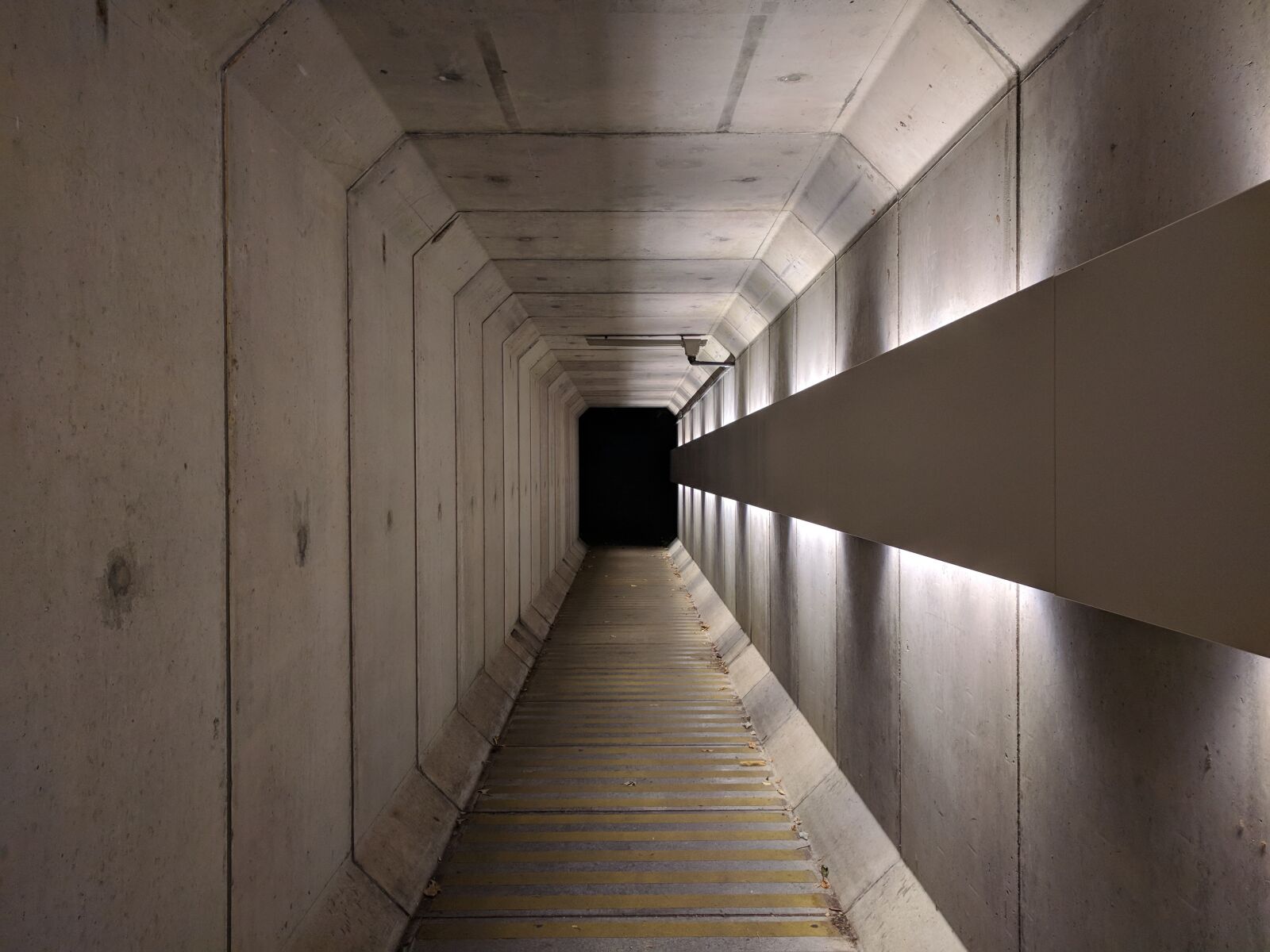 LG Nexus 5X sample photo. Tunnel, darkness, path photography