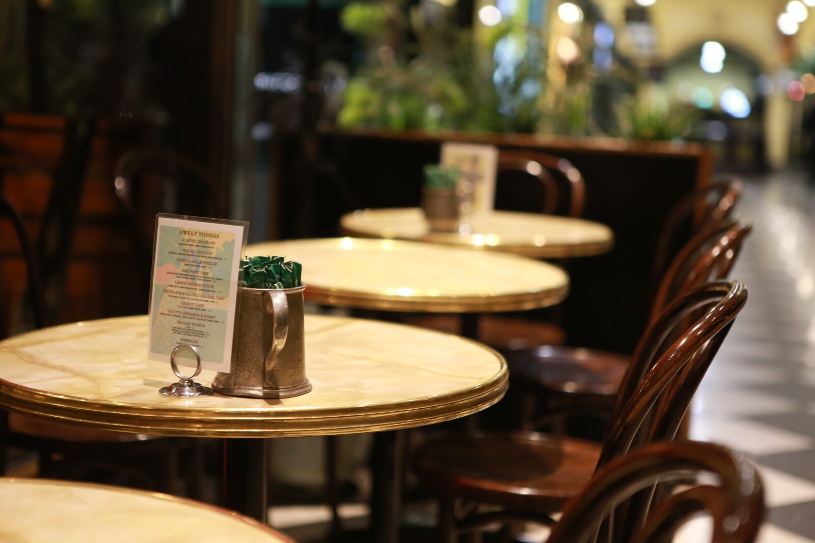 Canon EOS 6D + Canon EF 24-70mm F2.8L USM sample photo. Tables, restaurant, chair photography