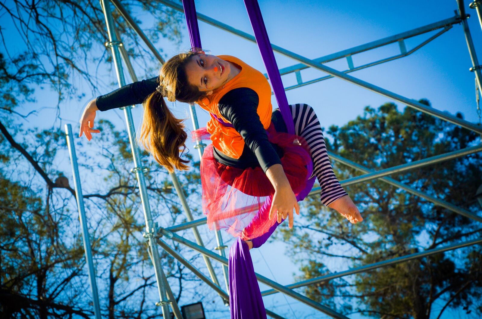 Nikon D7000 sample photo. Circus, fabric, plaza photography