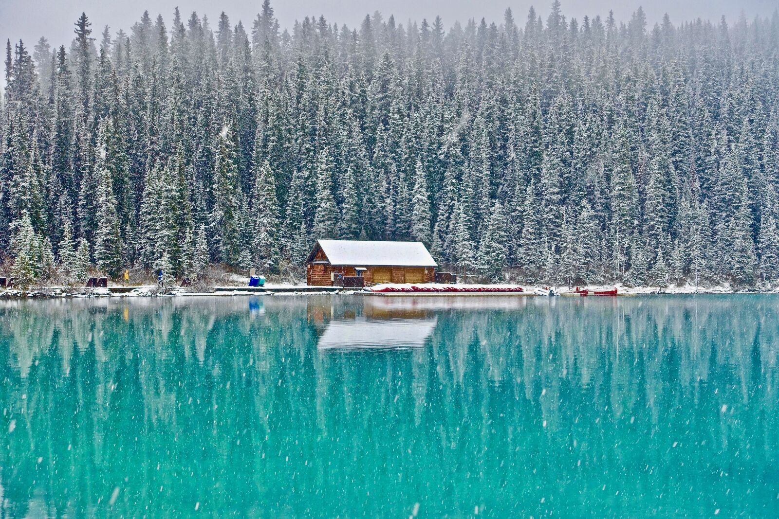 Sony Cyber-shot DSC-RX100 III sample photo. Cabin, lake louise, canada photography