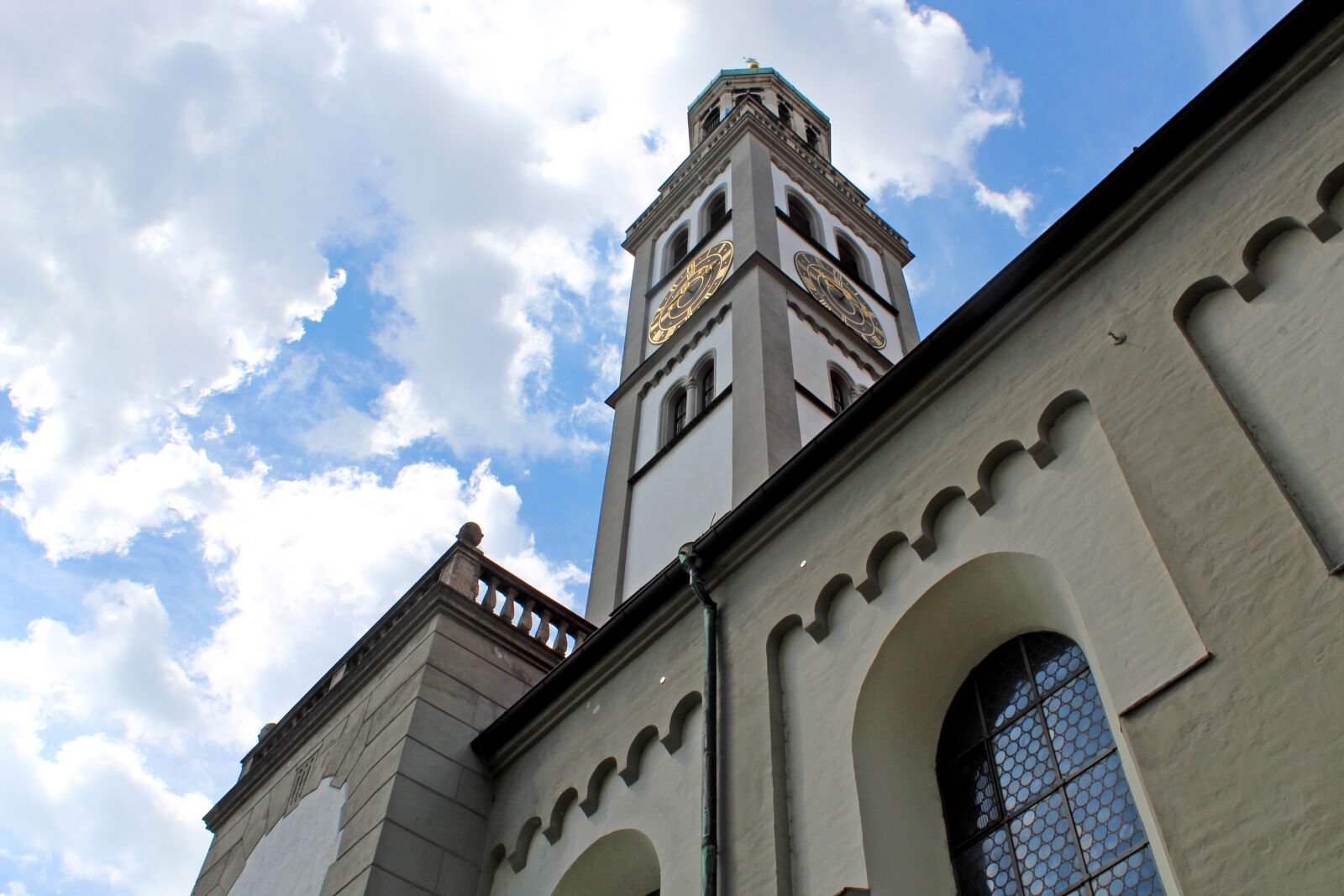 Canon EOS 1300D (EOS Rebel T6 / EOS Kiss X80) sample photo. Augsburg, perlachturm, downtown photography