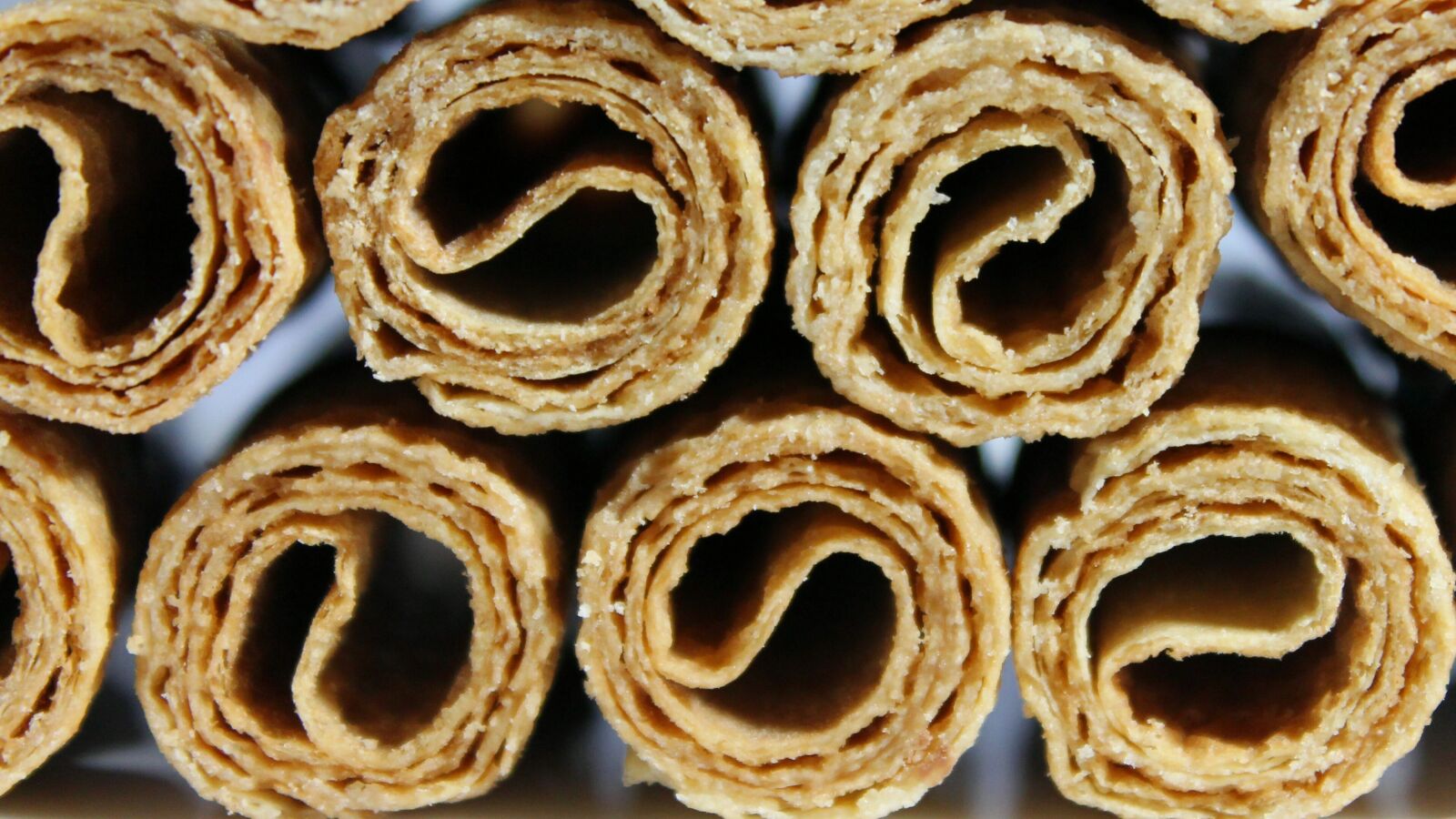 Canon EOS 1100D (EOS Rebel T3 / EOS Kiss X50) sample photo. Waffles, macro, pastries photography