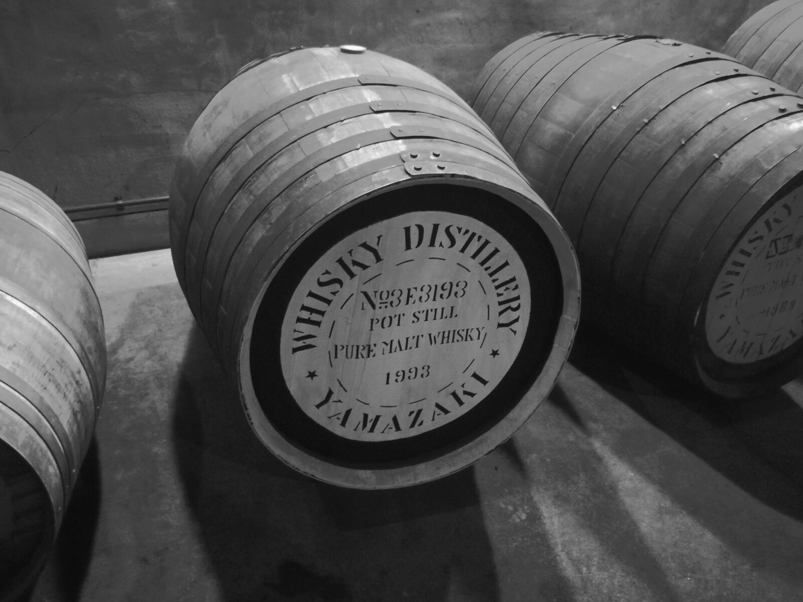 HUAWEI P10 sample photo. Whiskey, barrel, wood photography