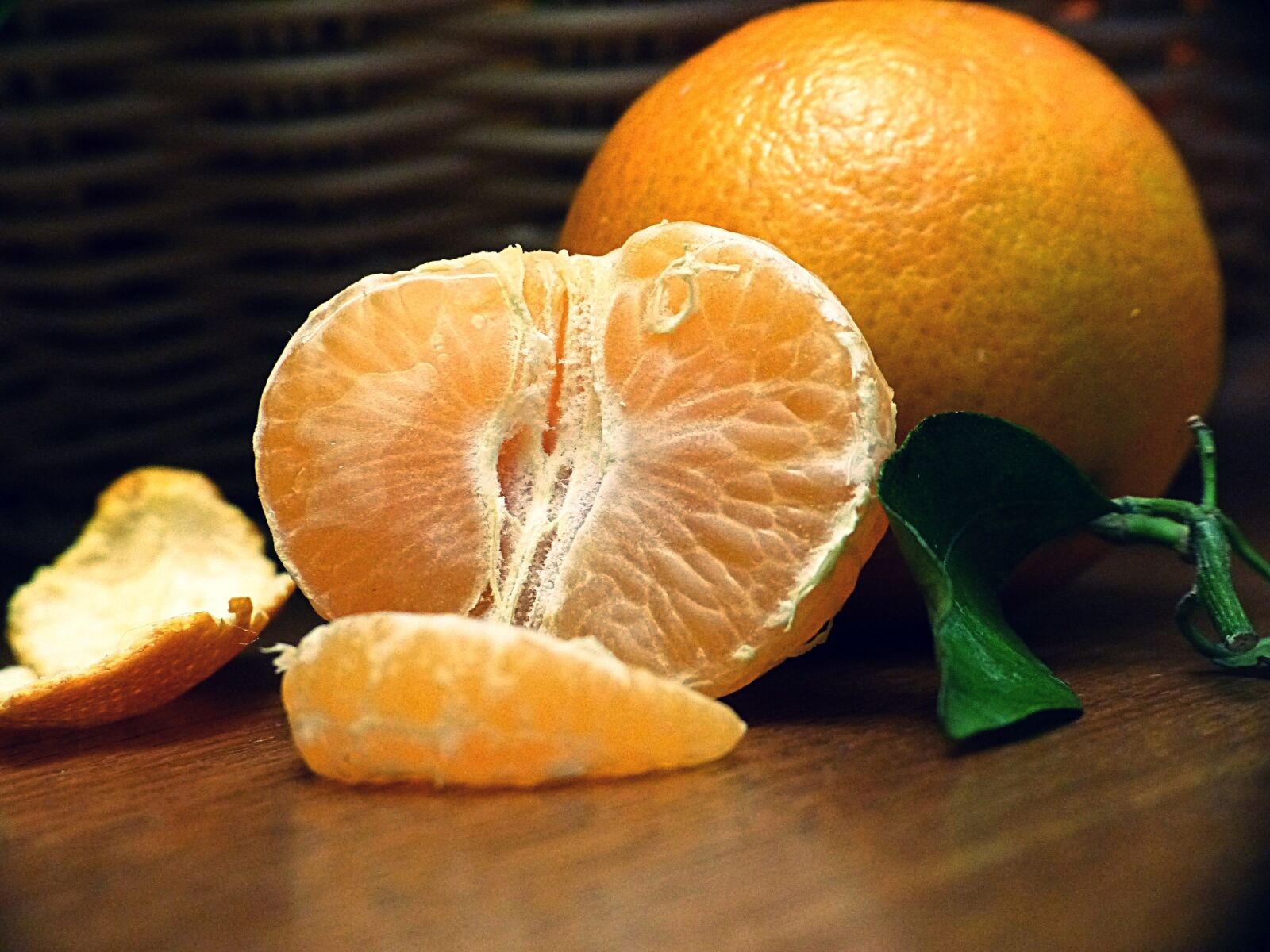 Panasonic Lumix DMC-FZ200 sample photo. Mandarin, fruit, tropical fruit photography
