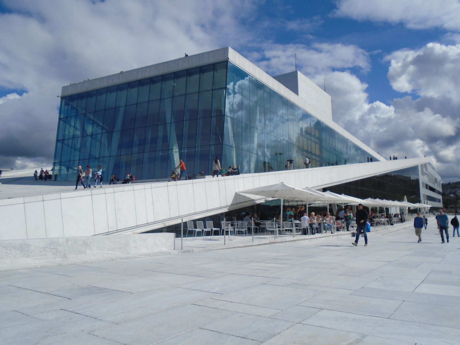 Sony Cyber-shot DSC-W800 sample photo. Opera, oslo, ar photography