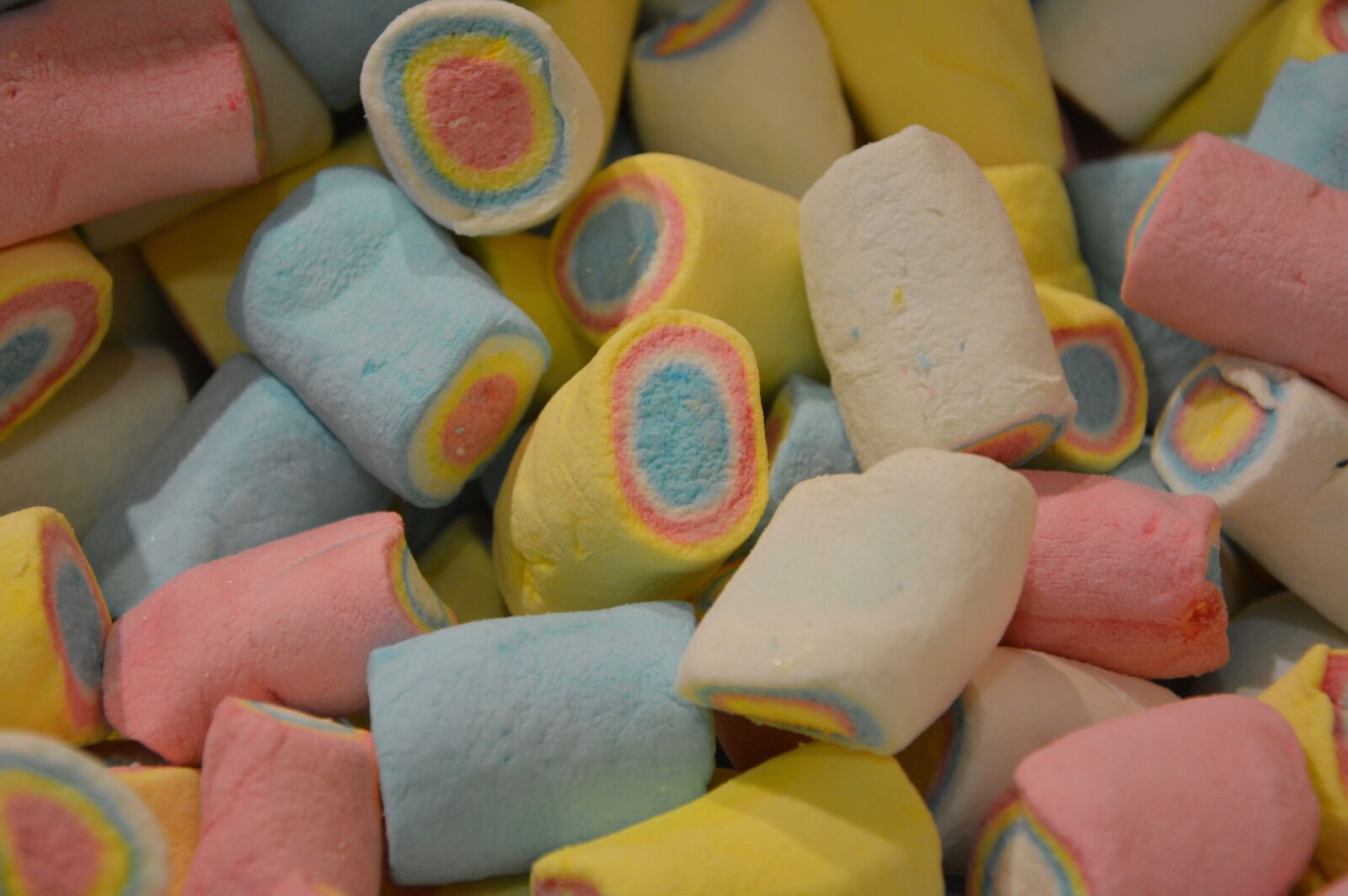 Nikon D5200 sample photo. Confectionery, sweets, tart color photography