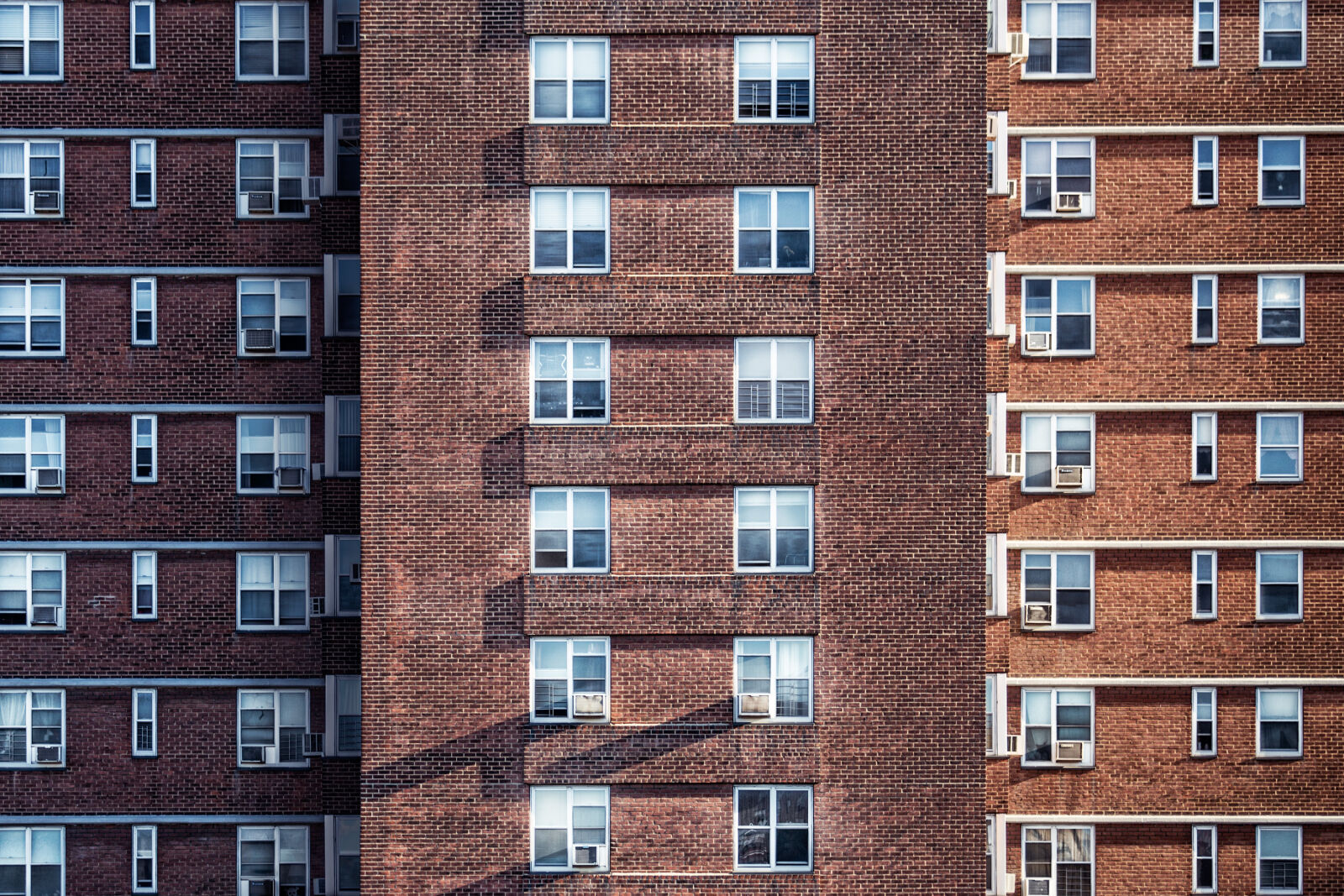Canon EF 70-200mm F2.8L USM sample photo. New, york, building, windows photography
