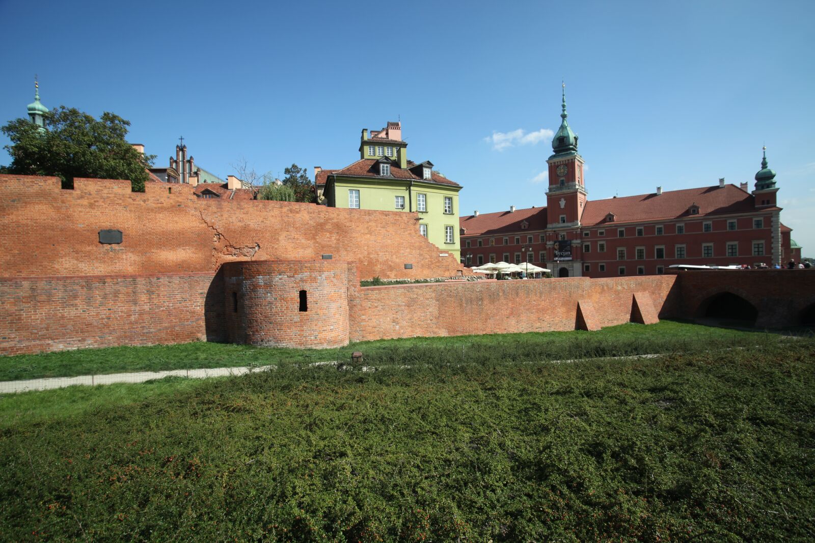Canon EOS 5D Mark II sample photo. Warsaw, poland, old town photography