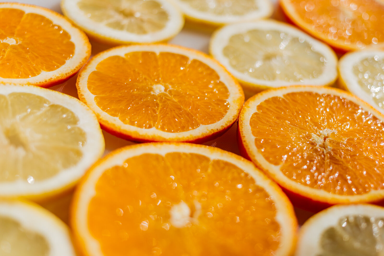 Canon EF 40mm F2.8 STM sample photo. Bright, citrus, close, up photography