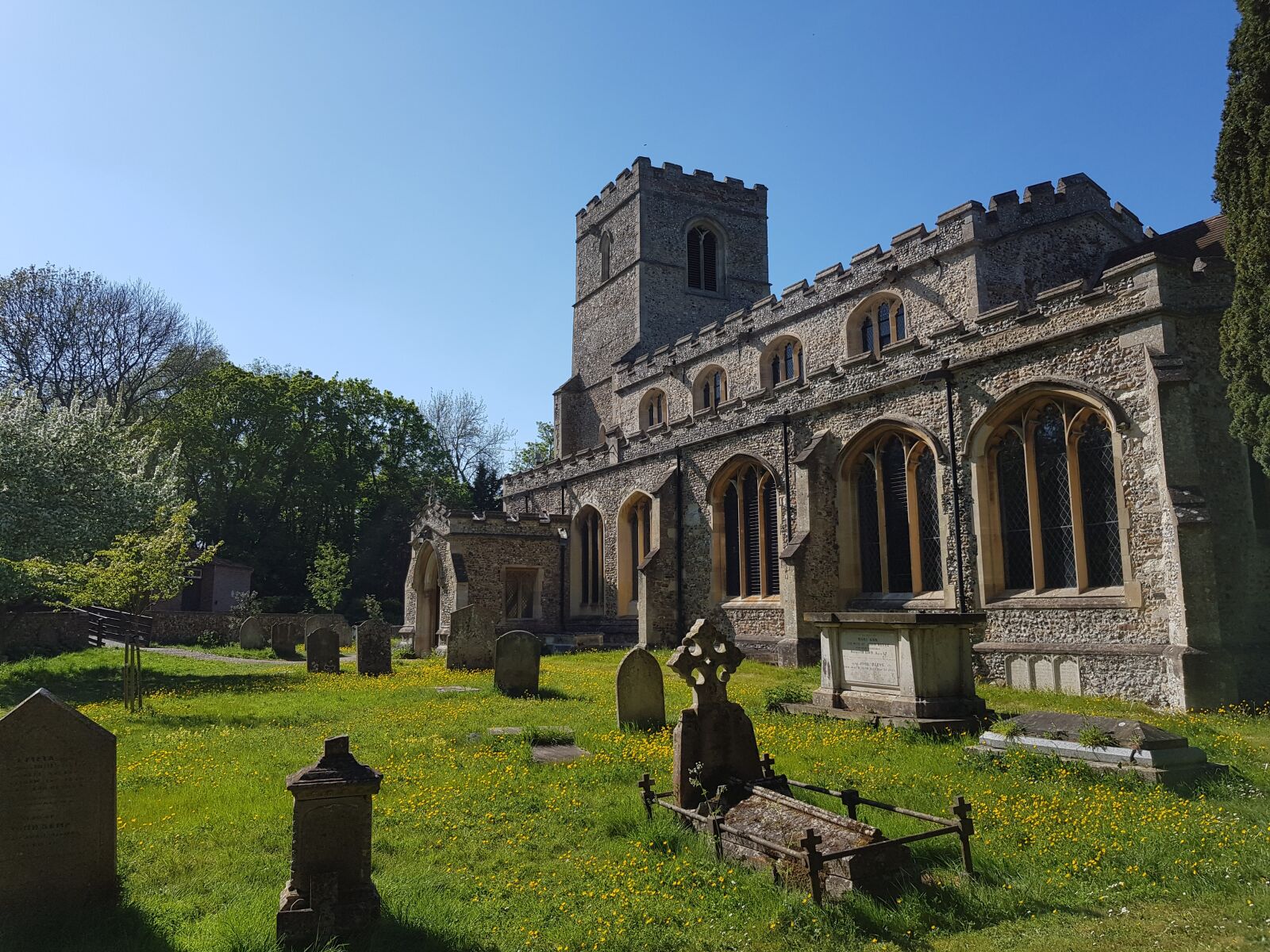 Samsung Galaxy S8 sample photo. Church, churchyard, cemetary photography