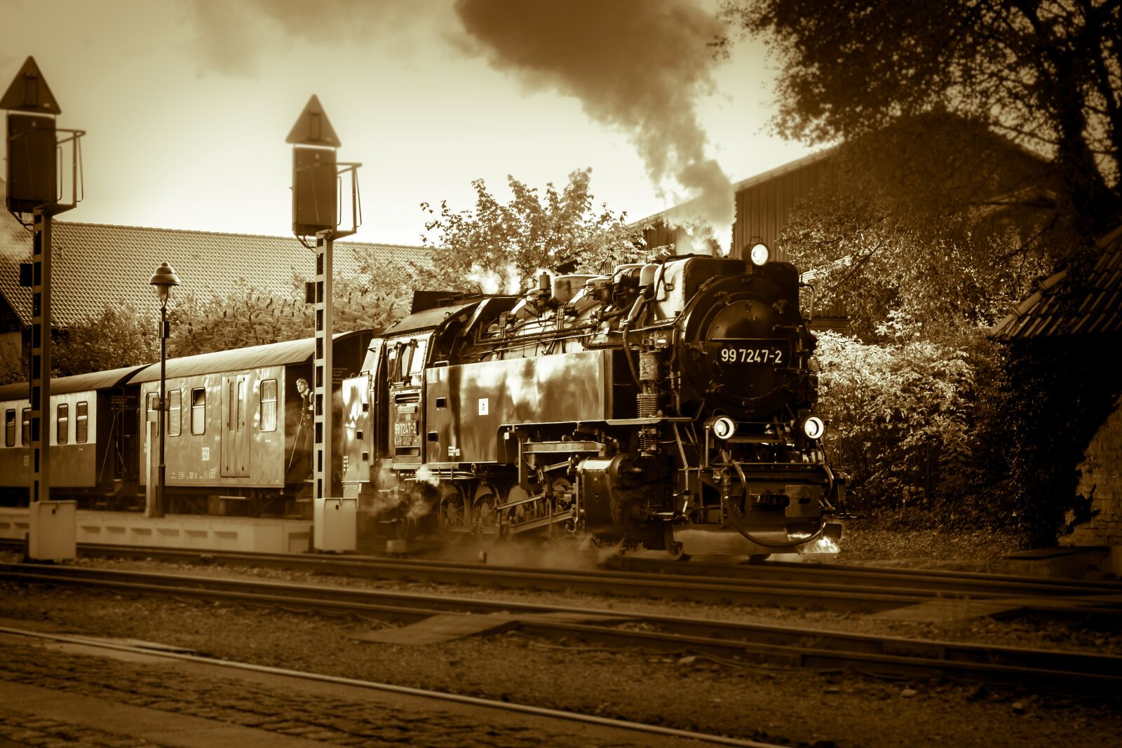 Samsung NX 20-50mm F3.5-5.6 ED sample photo. Locomotive, train, steam locomotive photography