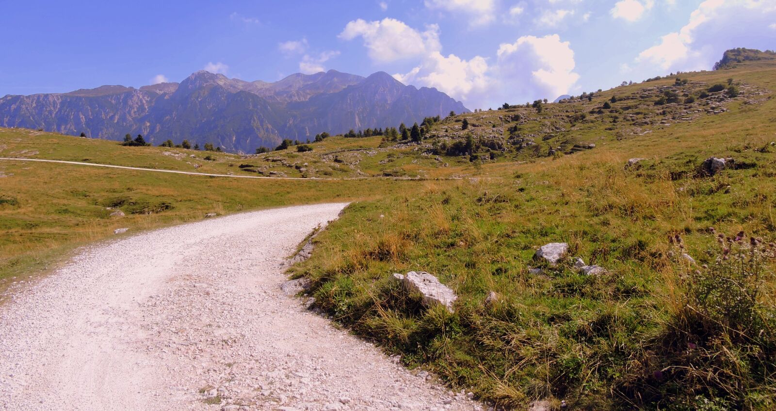 Nikon Coolpix P600 sample photo. Trail, road, mountain photography