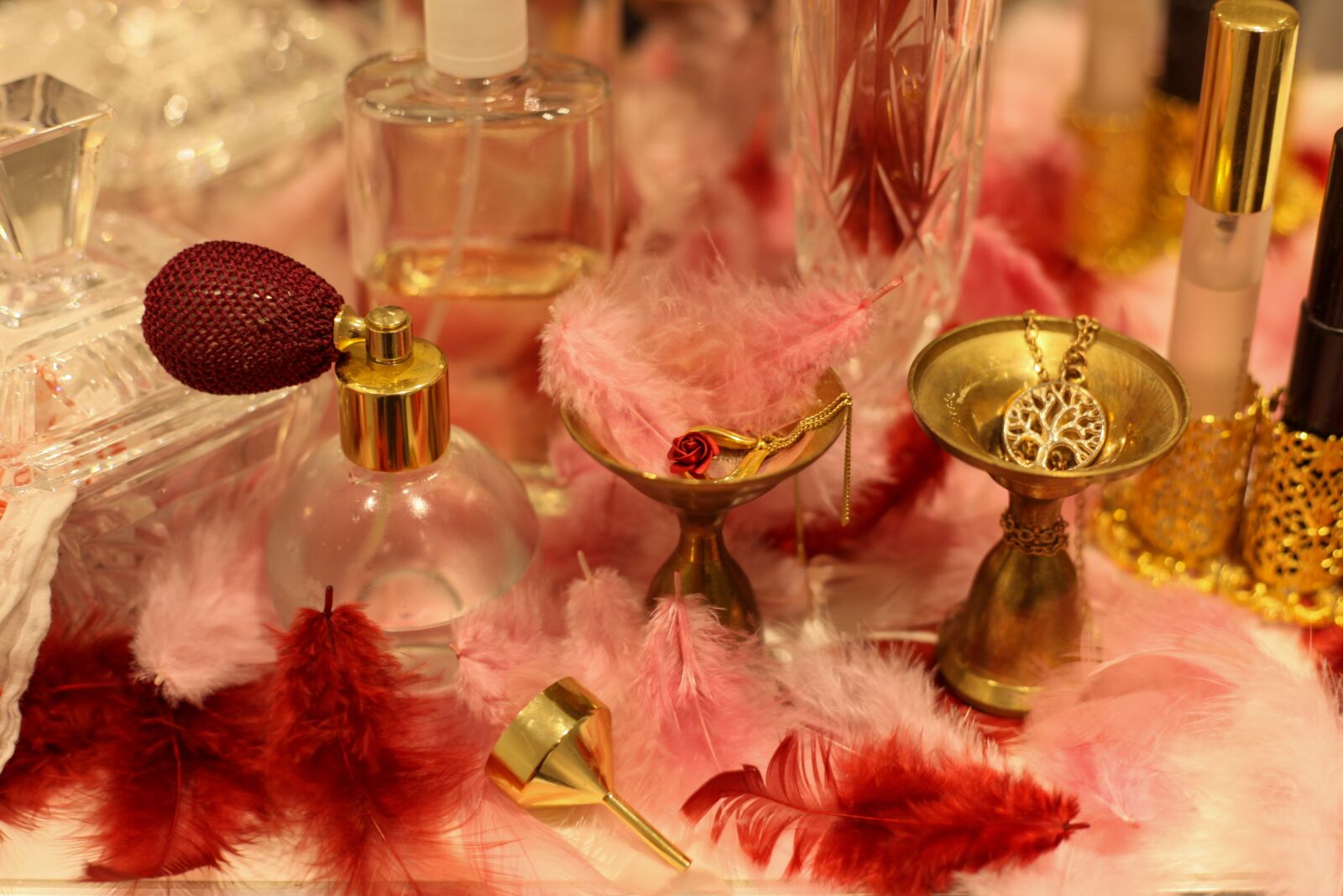 Canon EF 50mm F1.8 II sample photo. Beauty, cosmetics, hair photography