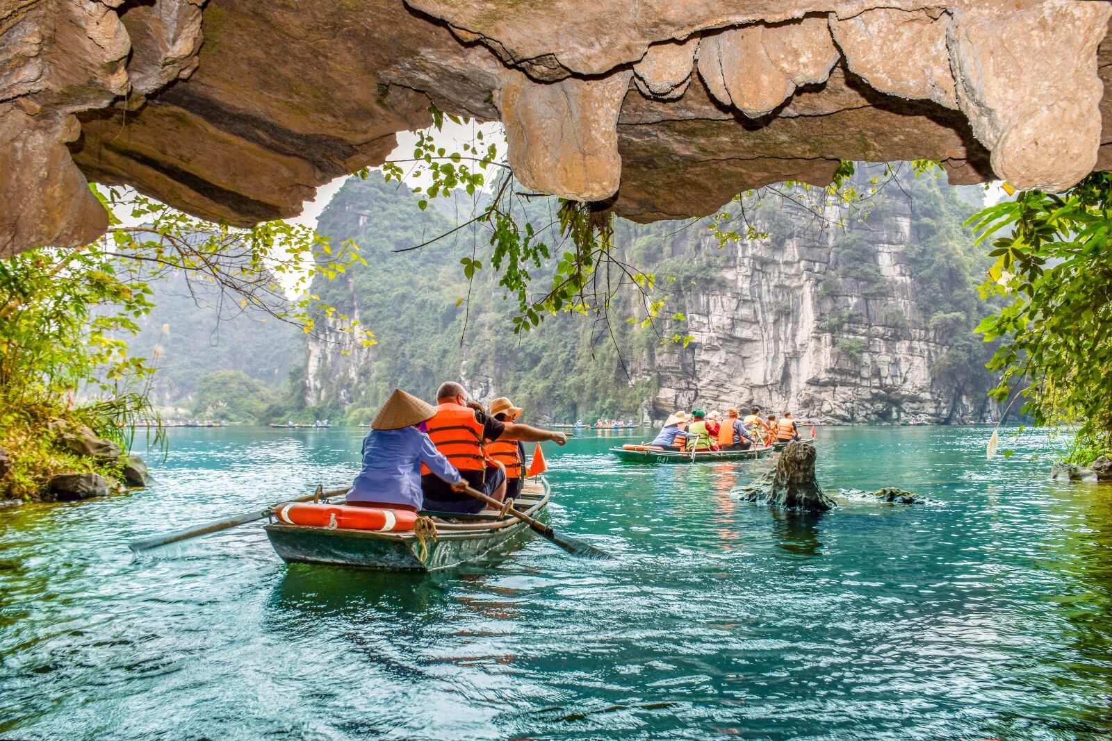 Nikon D5600 sample photo. Lake, sea, cave photography