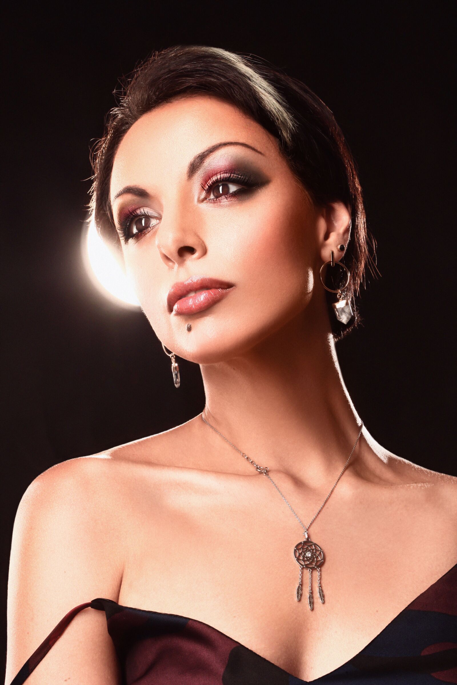 Canon EOS 5D Mark II sample photo. Studio, beauty, portrait photography