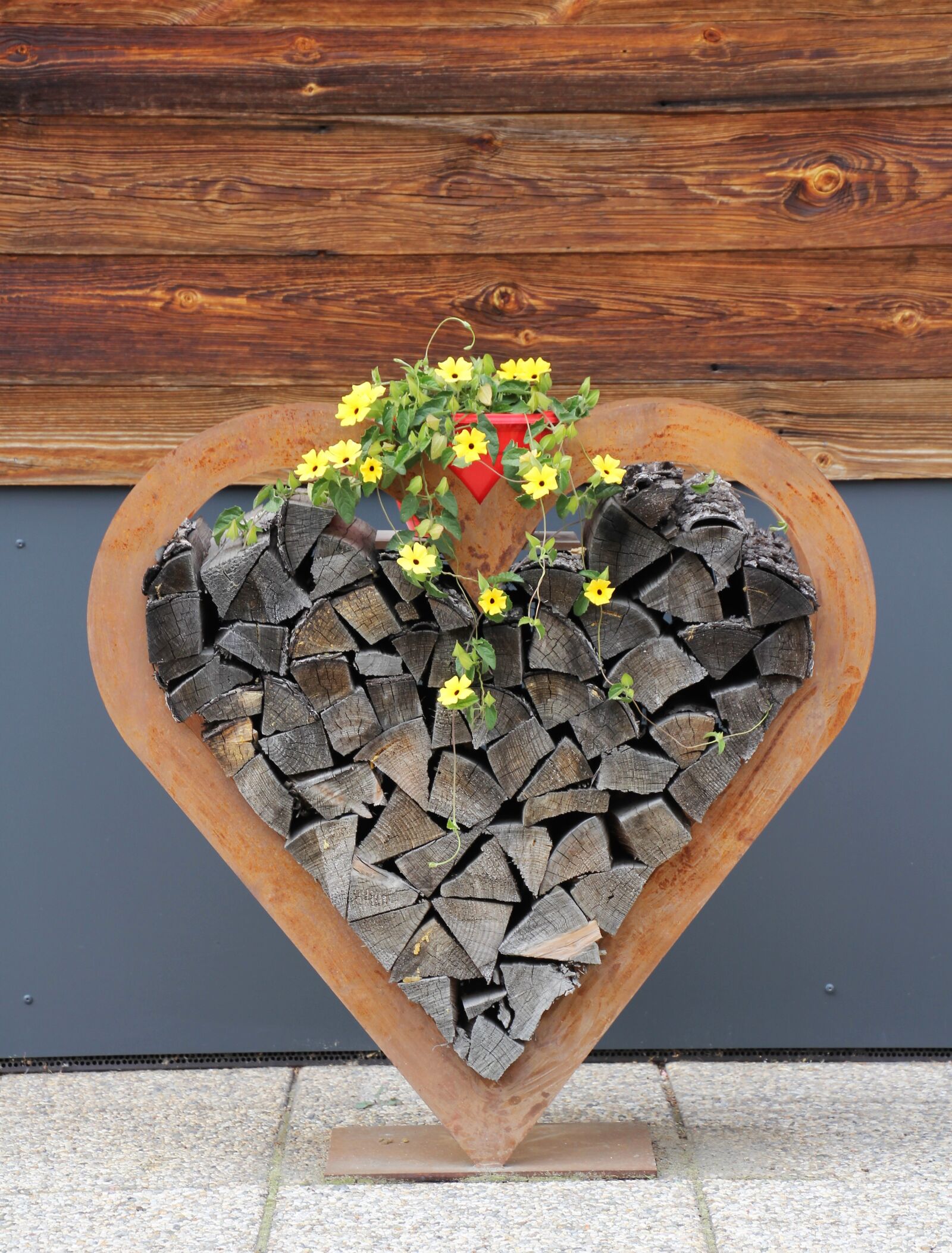 Canon EOS 60D sample photo. Heart, deco, gartendeko photography