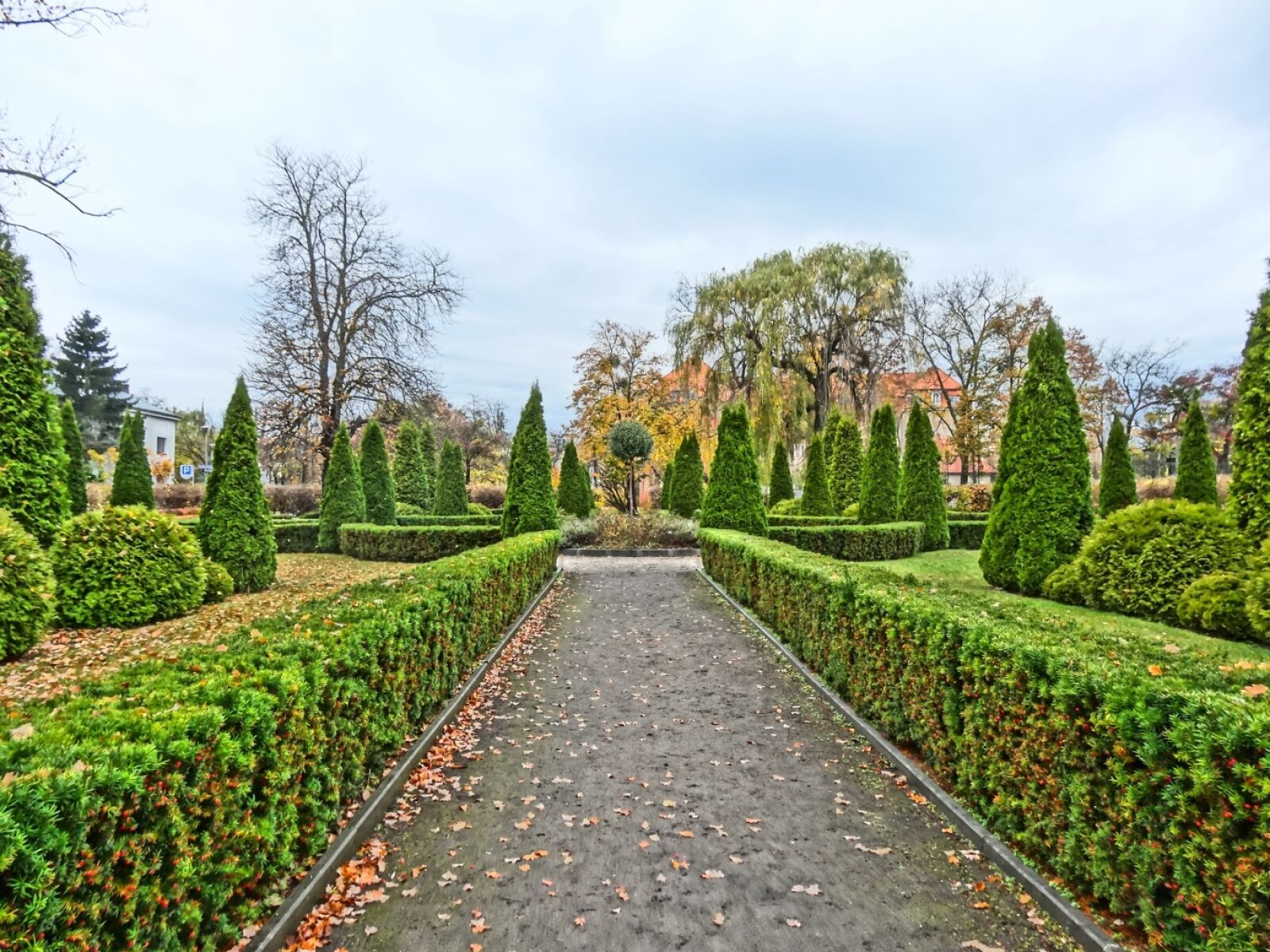 Sony Cyber-shot DSC-HX20V sample photo. Turwid square, bydgoszcz, park photography