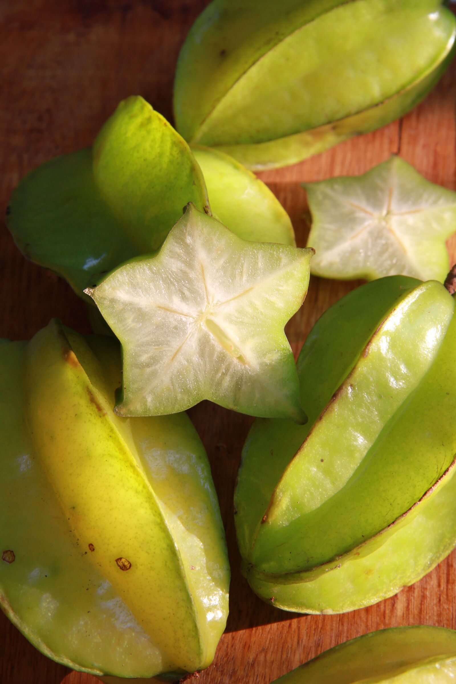 Canon EOS 7D sample photo. Starfruit, green, fruit photography