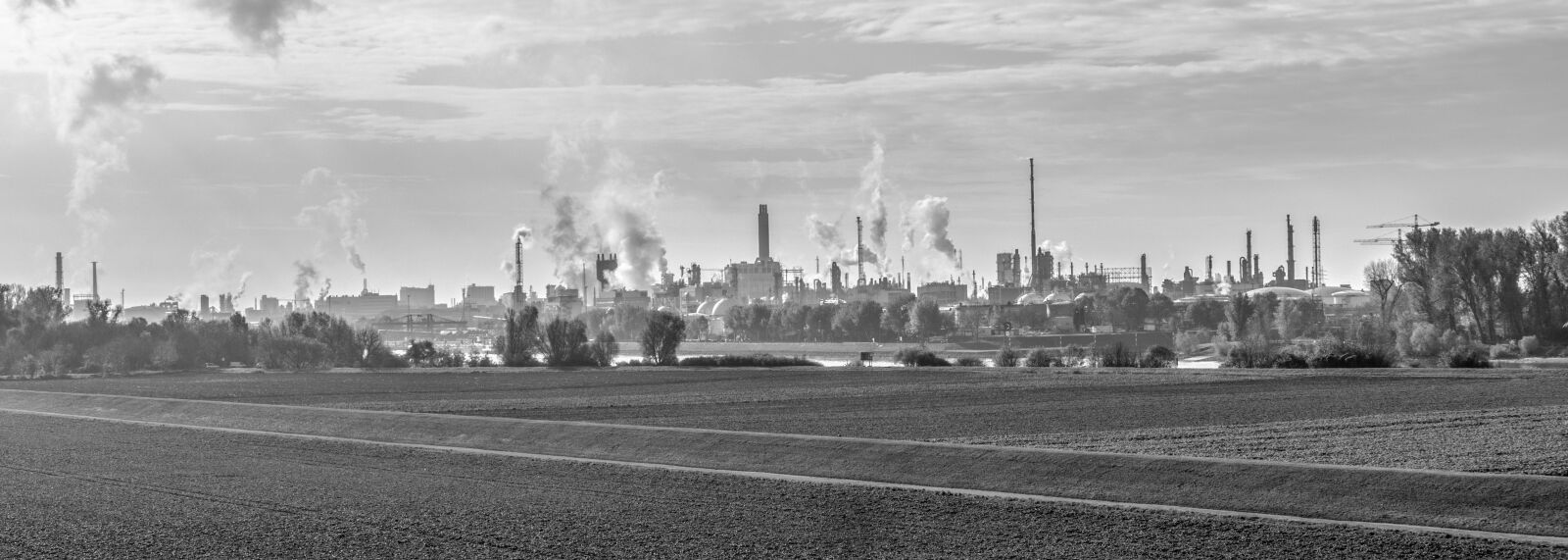 Panasonic Lumix DMC-GX8 sample photo. Industry, chemistry, factory photography
