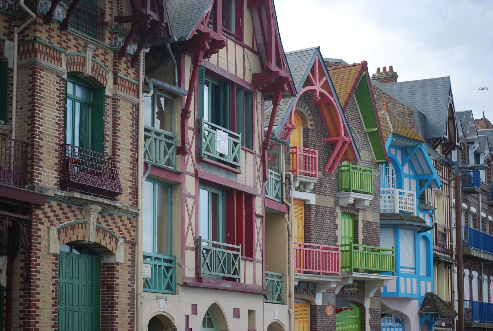 Nikon D40X sample photo. Architecture, city, street photography
