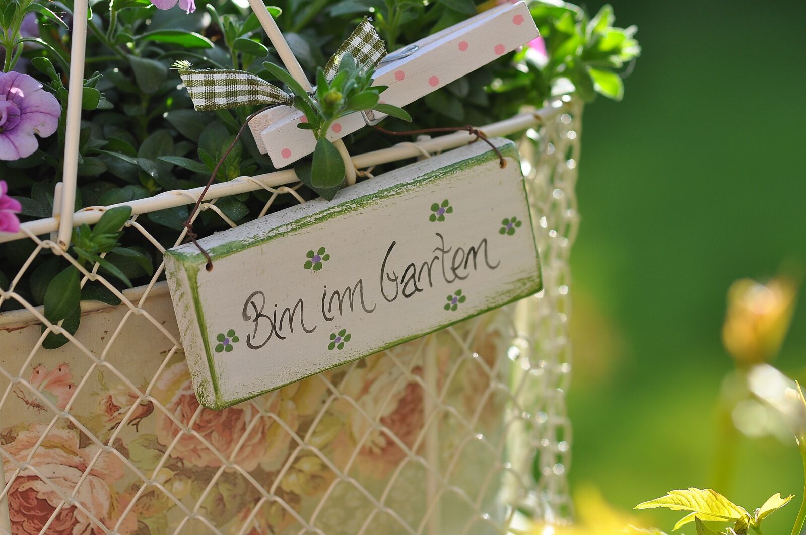 Nikon D90 sample photo. Garden, basket, summer photography