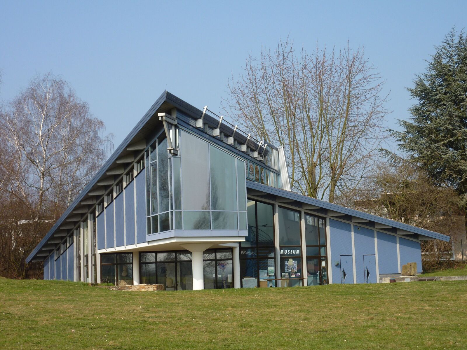 Panasonic DMC-TZ7 sample photo. Lime museum, roman park photography