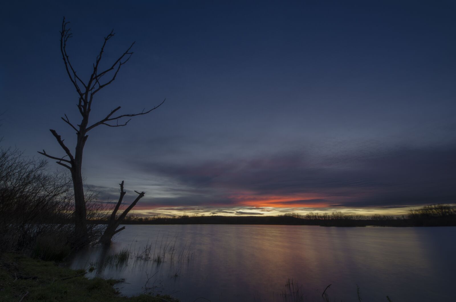 Nikon D5100 sample photo. Lake, afterglow, sunset photography