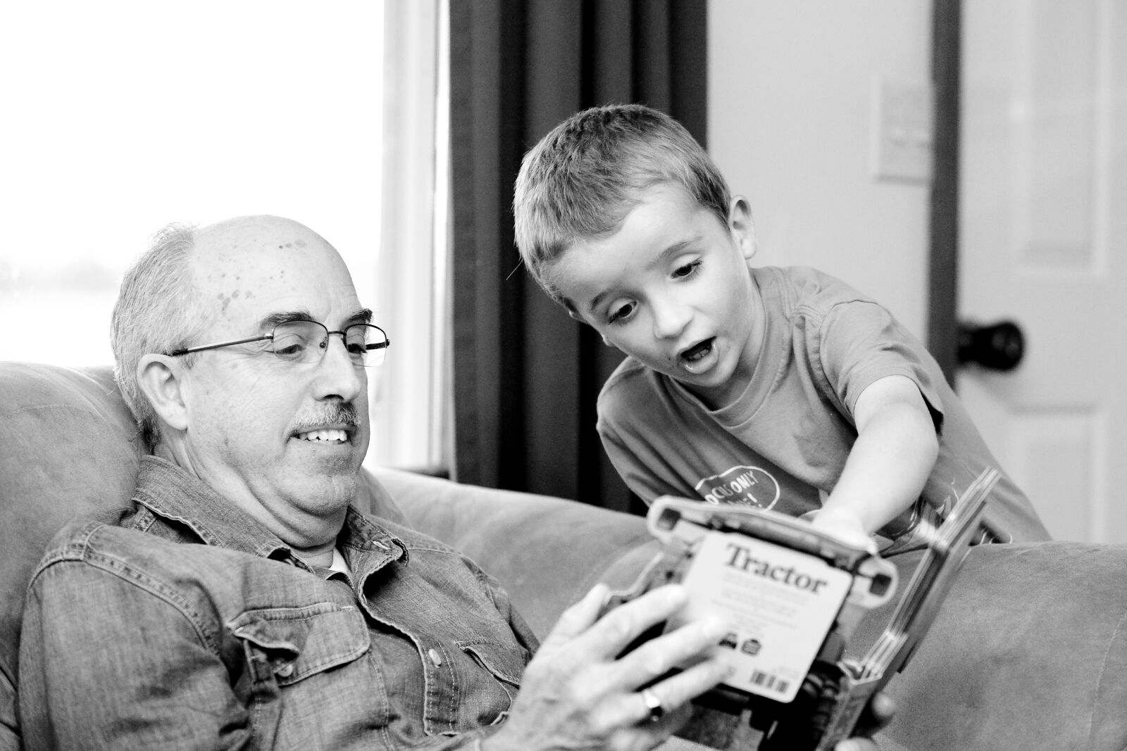 Canon EOS 5D Mark II sample photo. Grandpa, grandson, grandparent photography