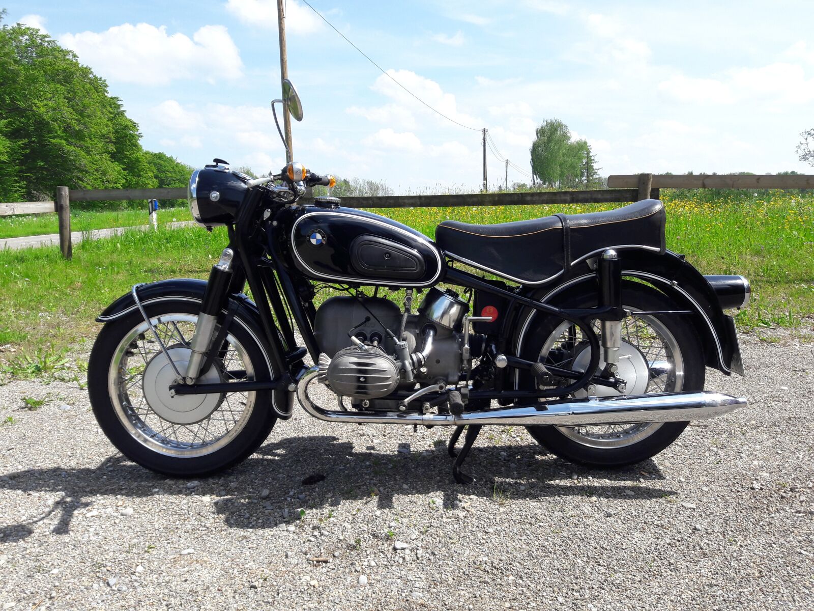 Samsung Galaxy A30 sample photo. Bmw, motorcycle, oldtimer photography