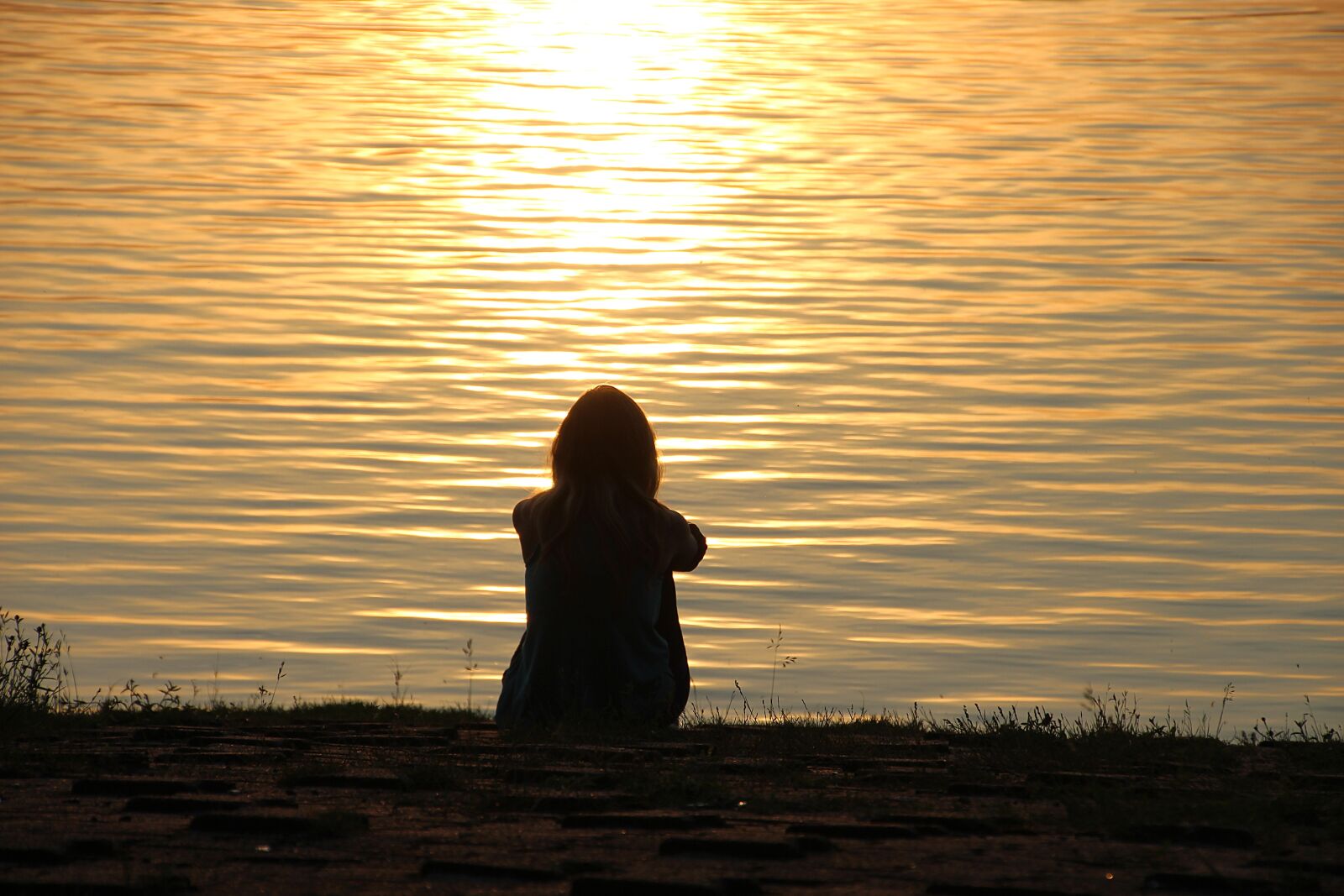 Canon EOS 700D (EOS Rebel T5i / EOS Kiss X7i) sample photo. Lakeside, meditation, peaceful photography