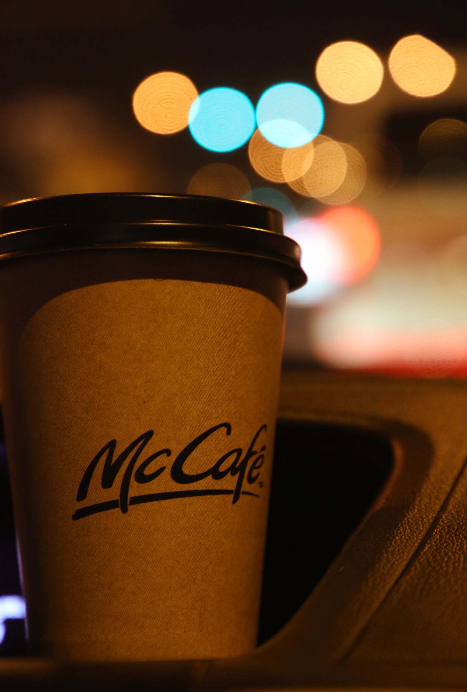 Canon EF 24-105mm F3.5-5.6 IS STM sample photo. Drink, mccafe, doha photography