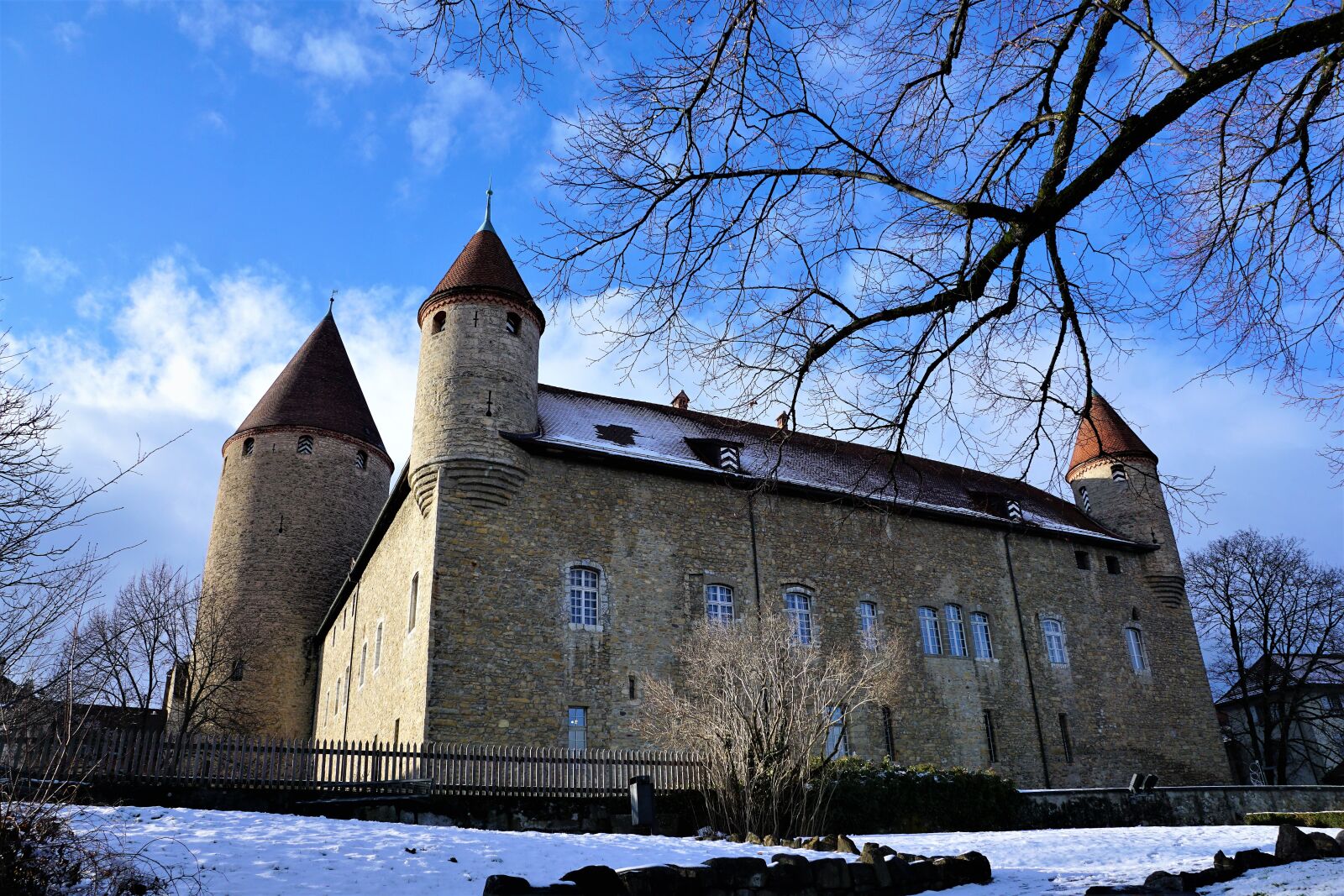 Sony ILCA-77M2 + Sony DT 16-50mm F2.8 SSM sample photo. Architecture, old, sky photography