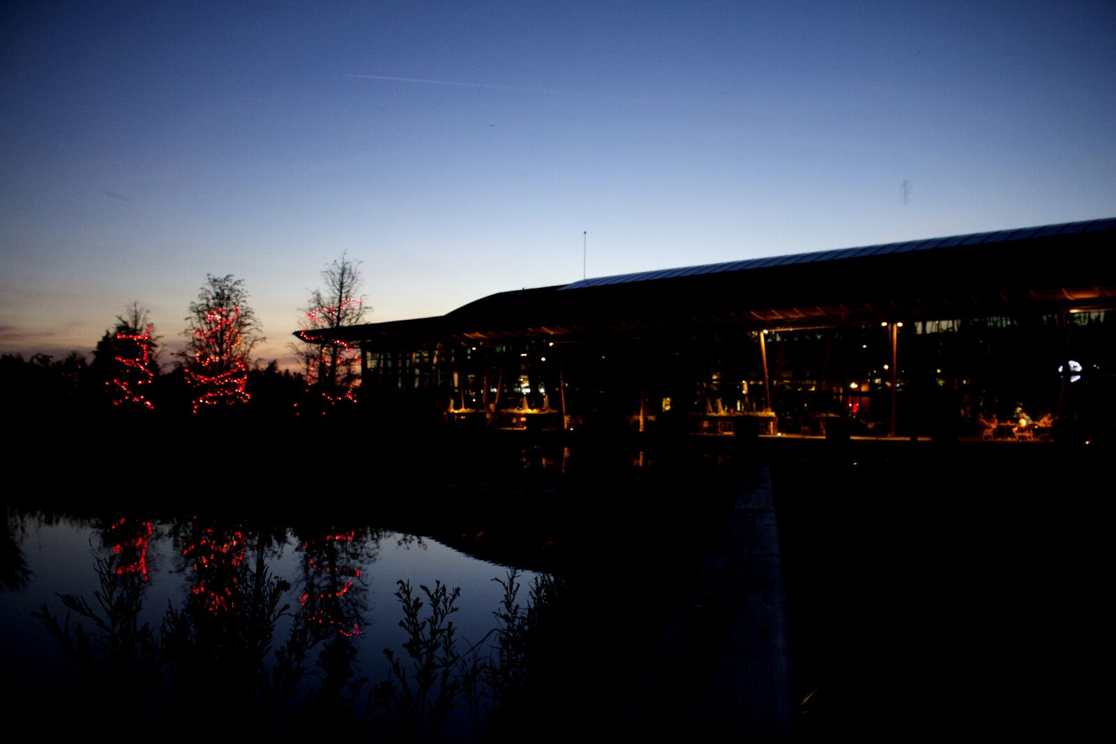 Canon EOS 70D sample photo. Architecture, reflection photography