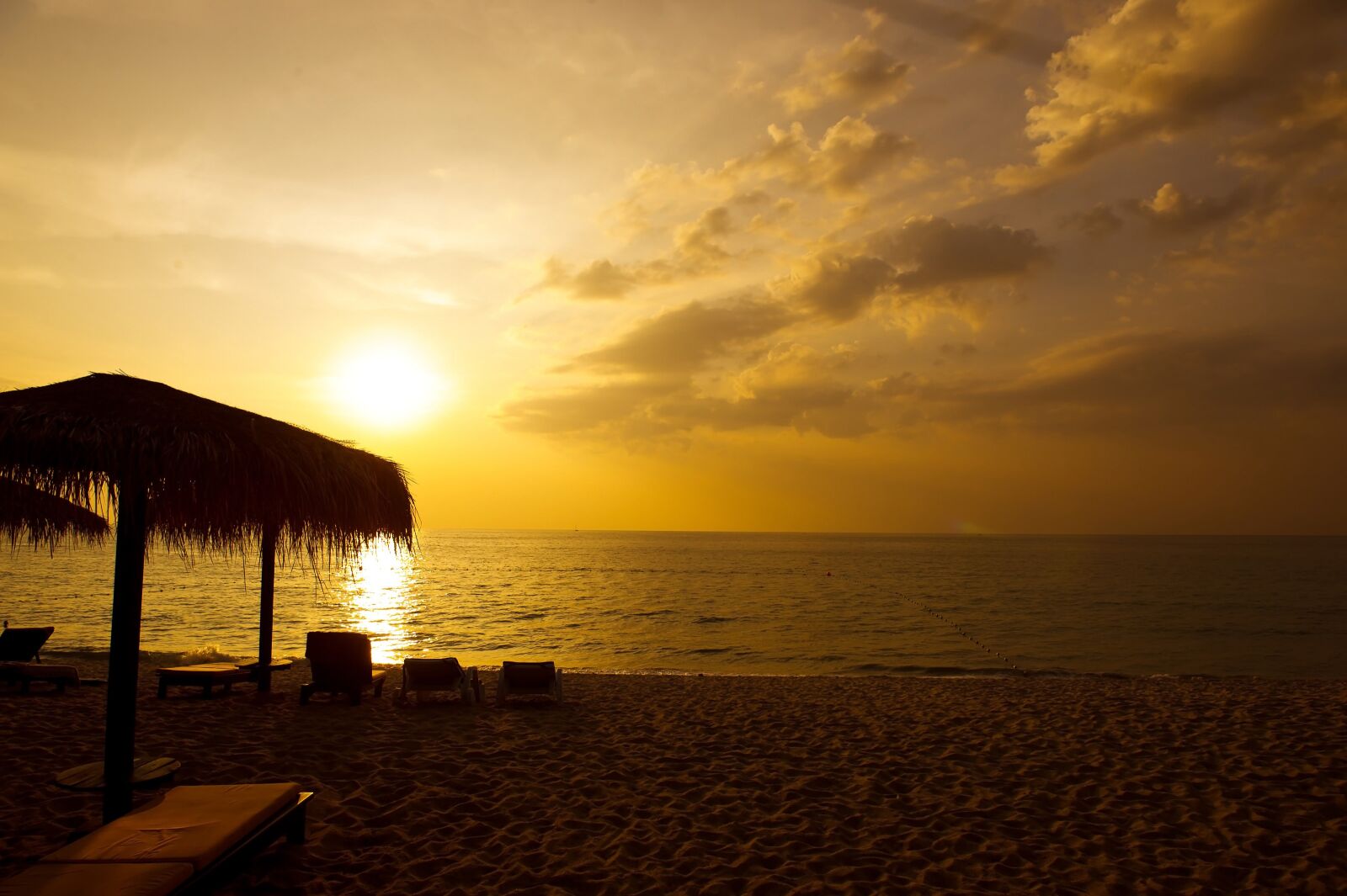 Nikon D3S sample photo. Thailand, phuket, glow photography