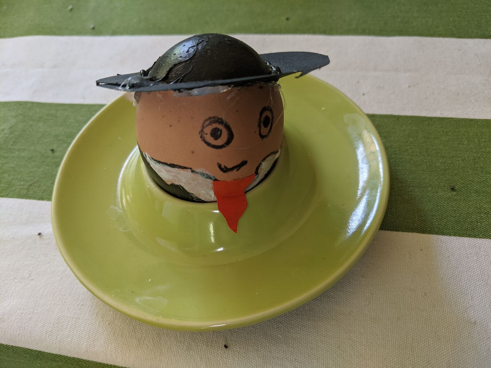 Google Pixel 2 XL sample photo. Easter egg, funny egg photography