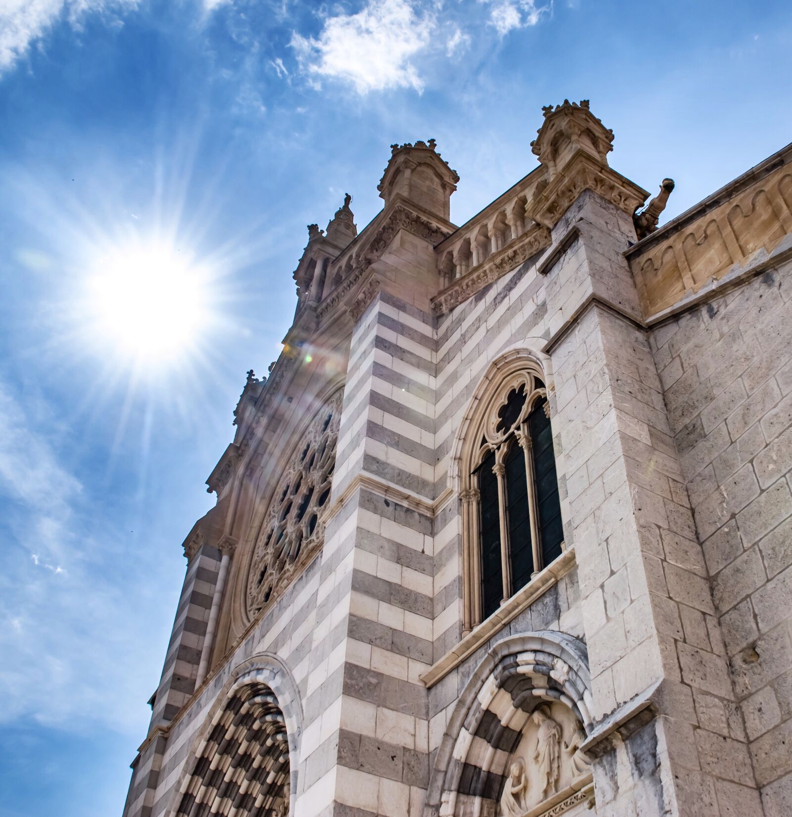 Nikon D5600 sample photo. Dinges-les-bains, provence, france photography