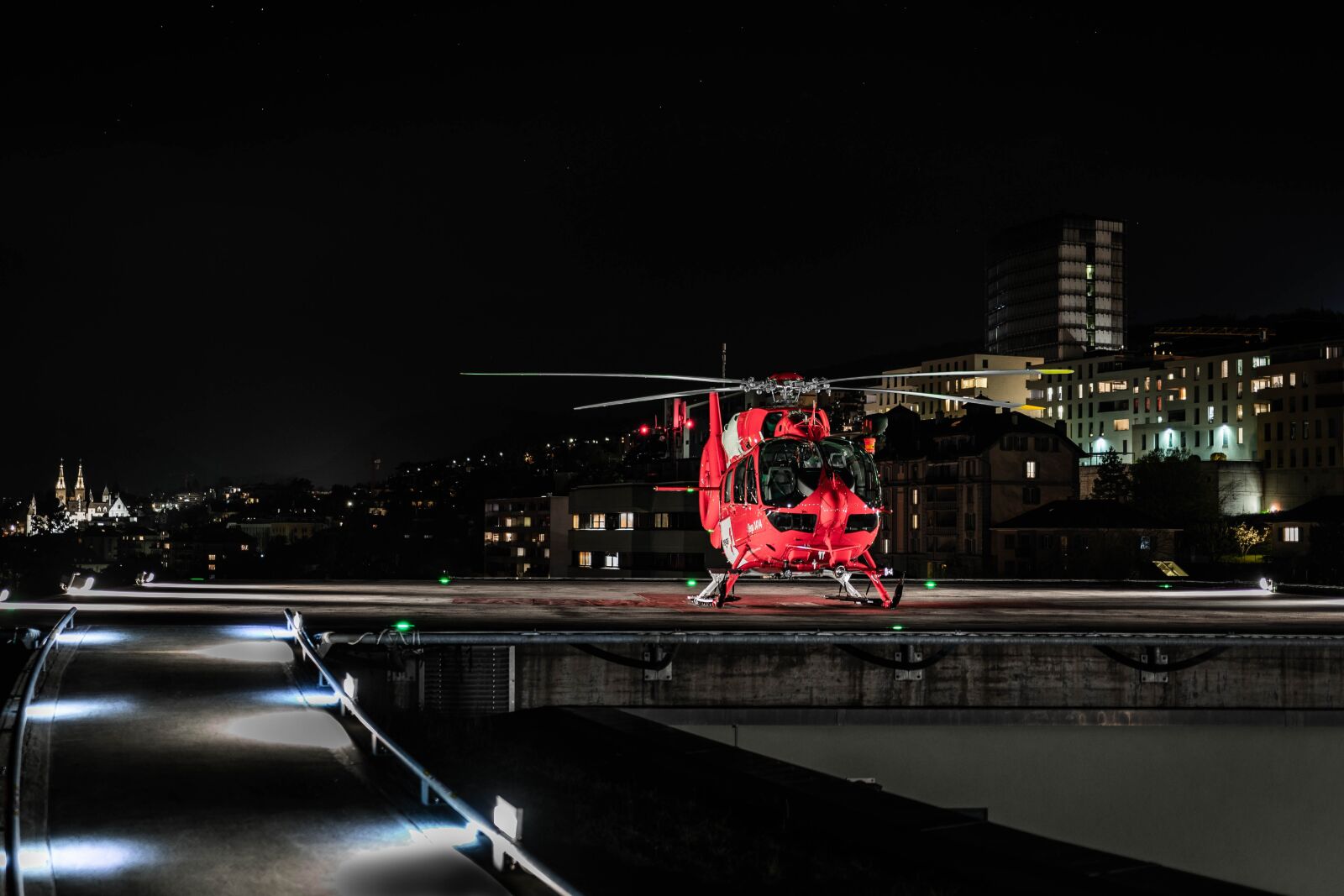 Sony a7R III sample photo. Helicopter, emergency, top photography