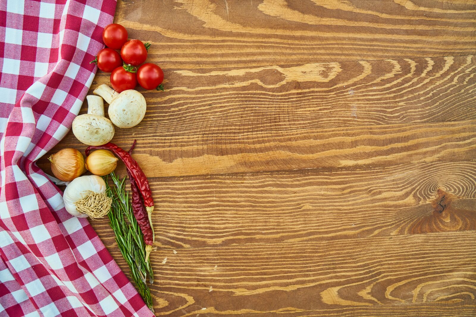 Sony a7R II sample photo. Table, tomato, food photography