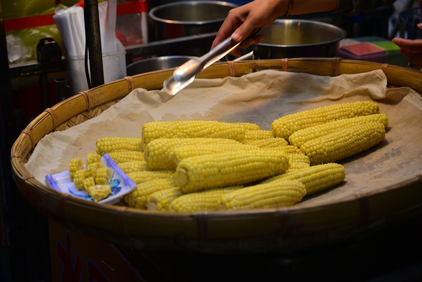 Nikon D750 sample photo. Corn, barbecue, food photography