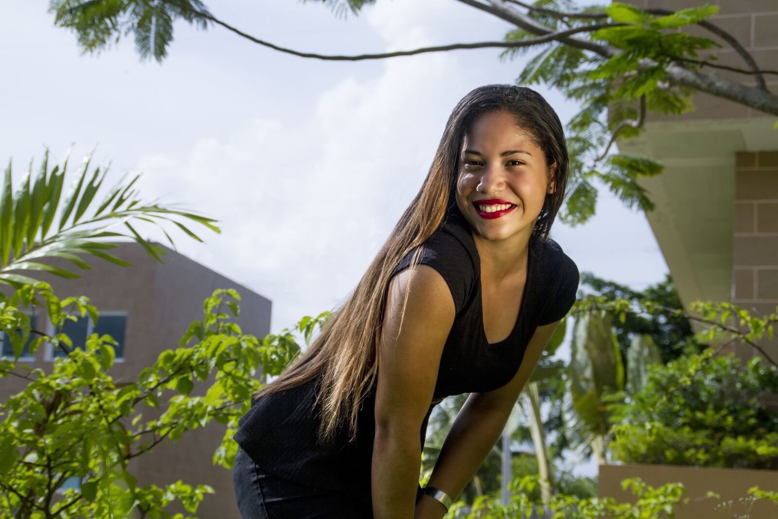 Canon EOS 7D sample photo. Natural light, women, day photography