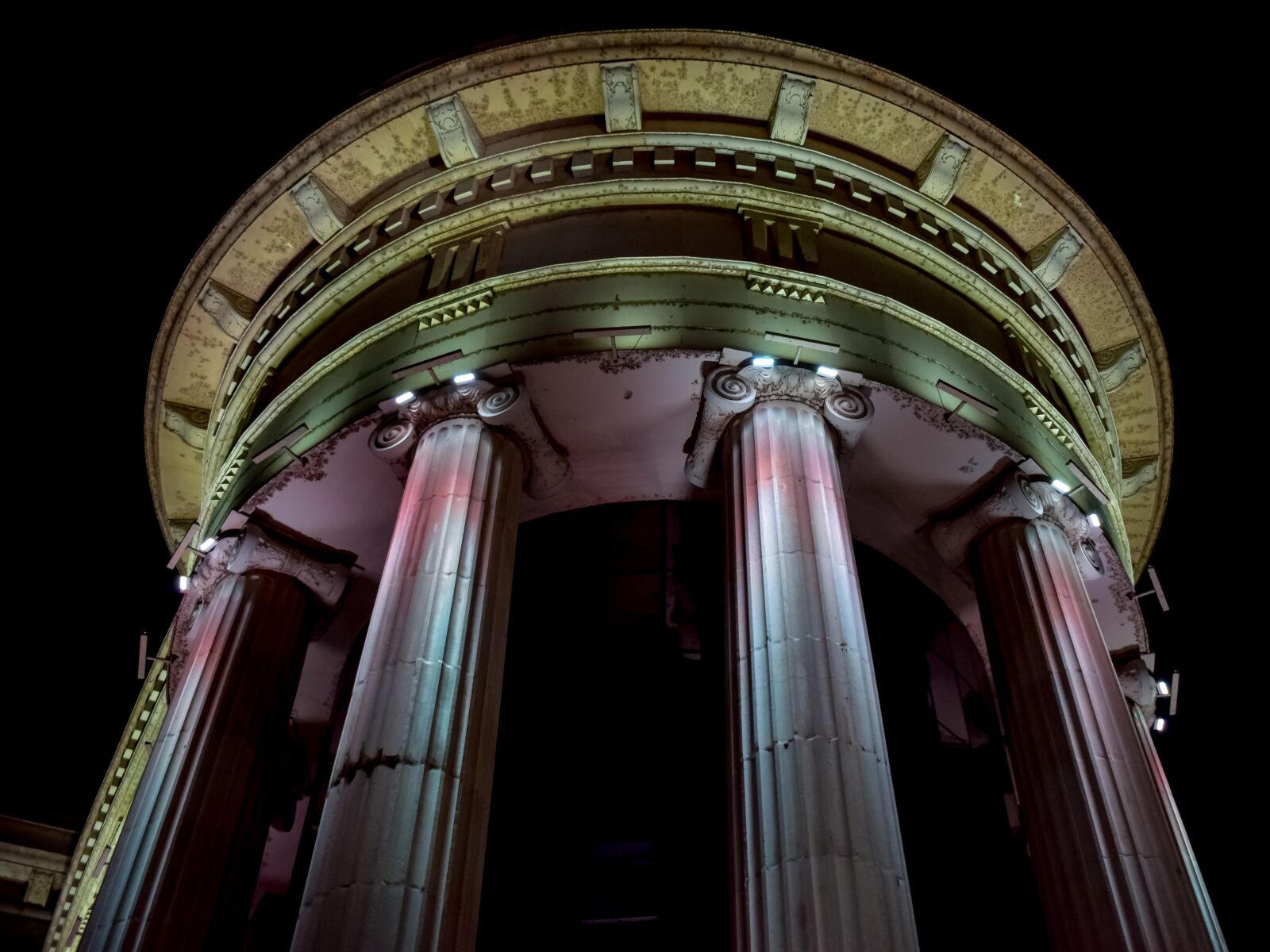 Nikon D3300 sample photo. Column, pillar, architecture photography